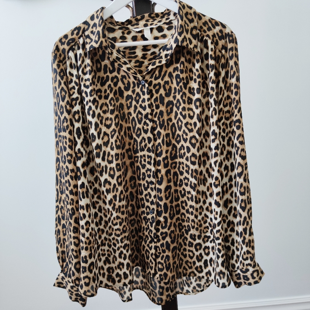 H&M Fluttery Leopard Print Button Down Shirt